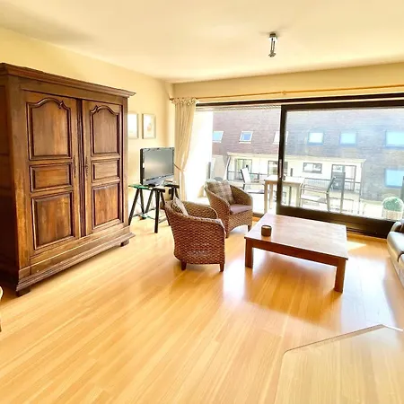 Nellens Apartment *